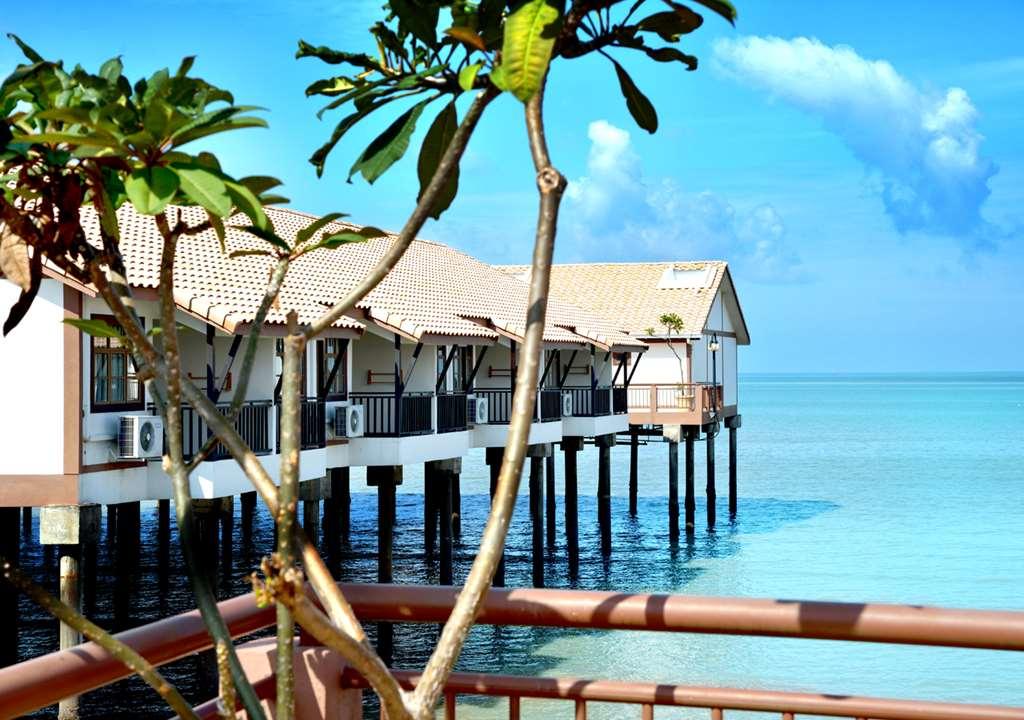 Hotel Lexis Port Dickson Extérieur photo