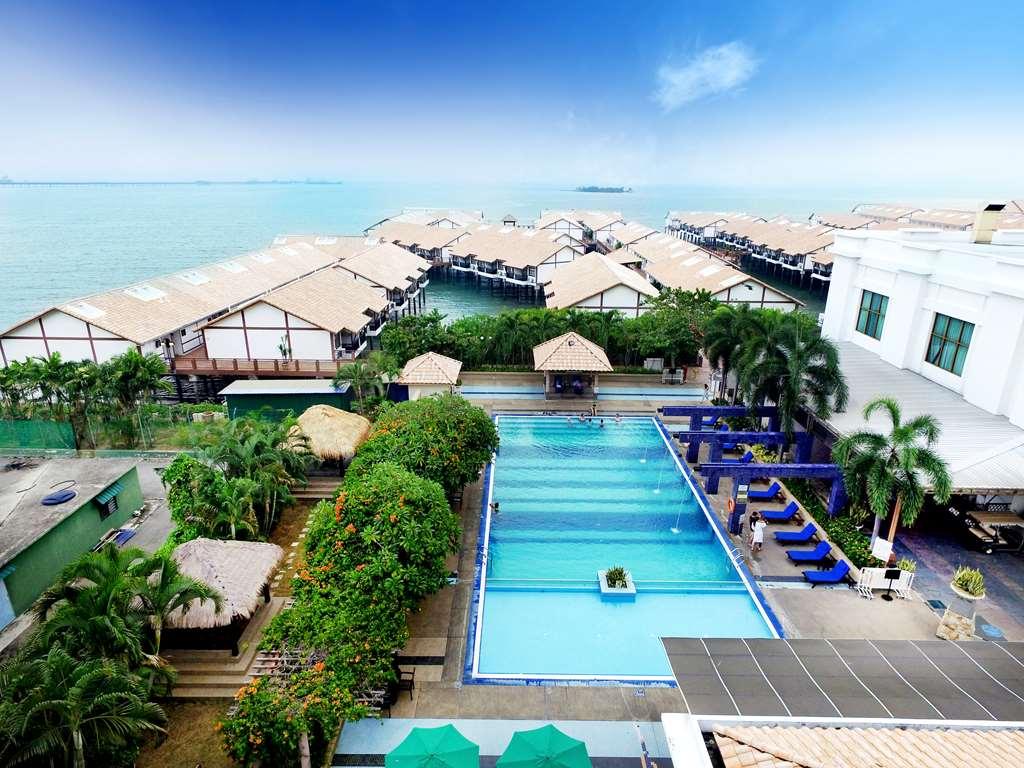 Hotel Lexis Port Dickson Extérieur photo