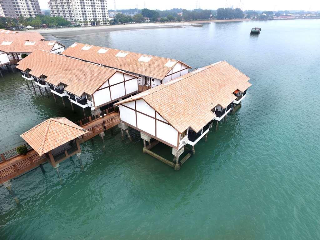 Hotel Lexis Port Dickson Extérieur photo