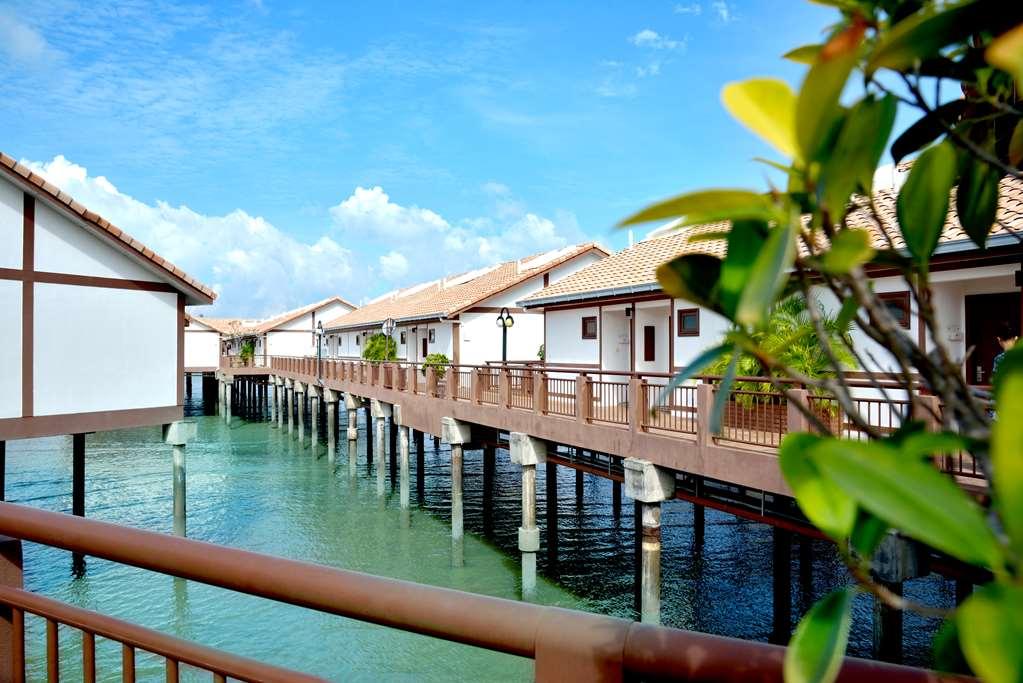 Hotel Lexis Port Dickson Extérieur photo