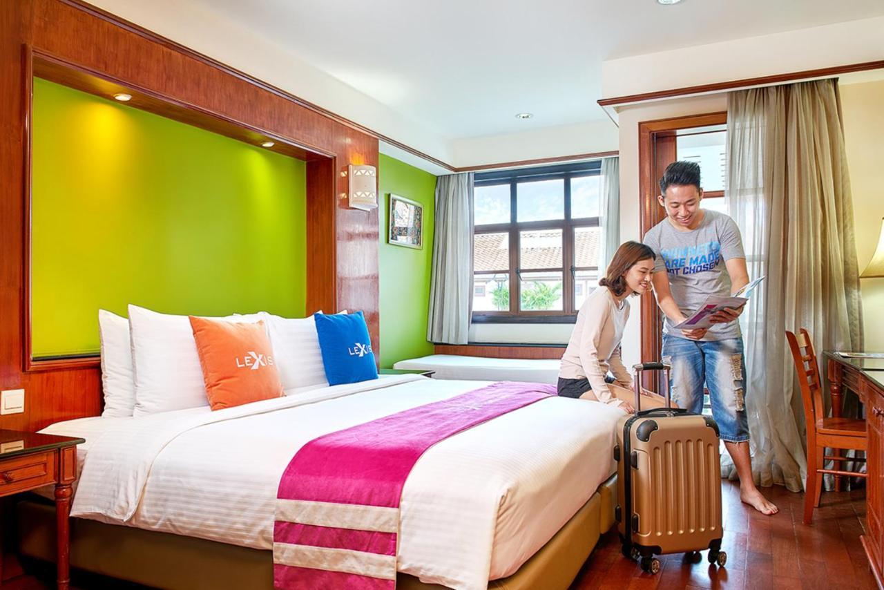 Hotel Lexis Port Dickson Extérieur photo